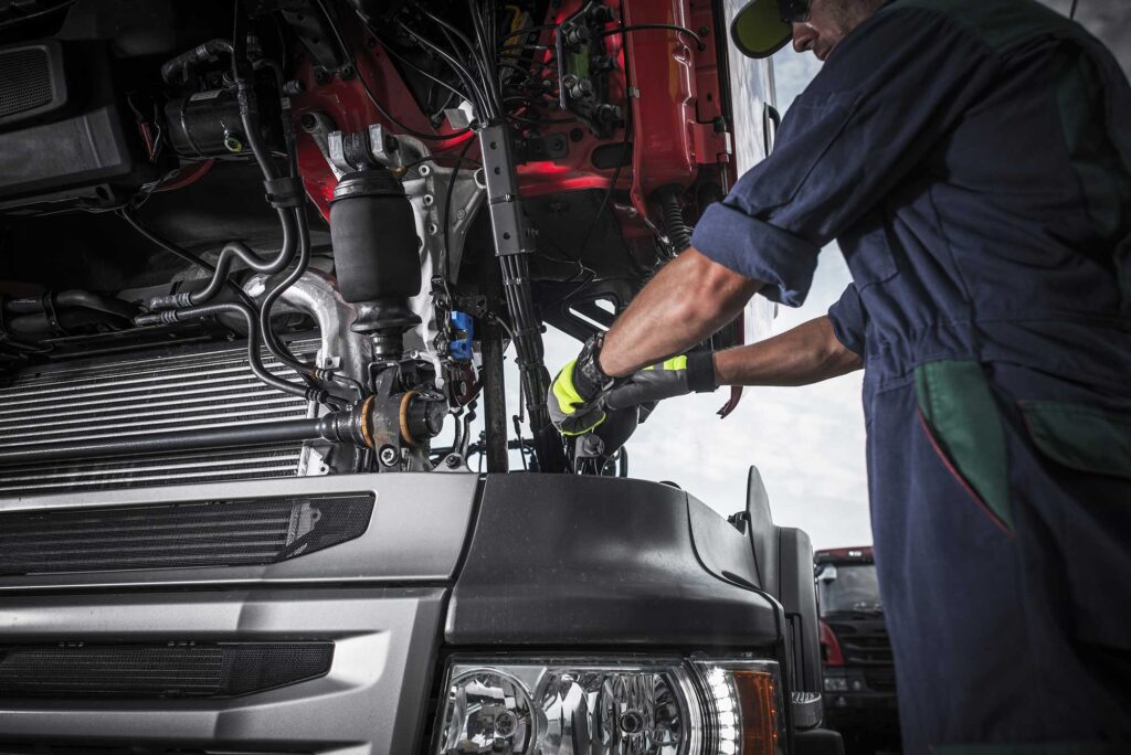 repairing-broken-semi-truck-2025-03-15-03-17-18-utc